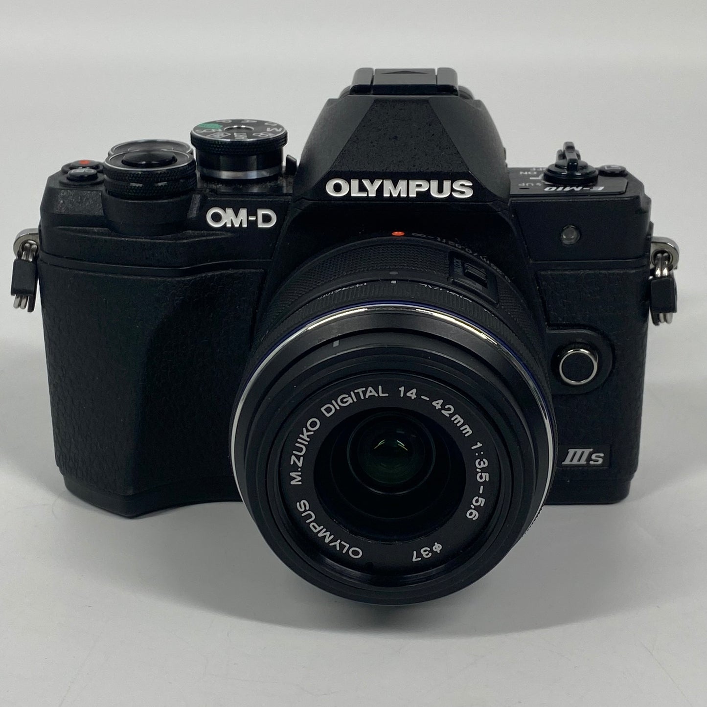 Olympus OM-D E-M10 Mark III 16.0MP Mirrorless Camera 14-42mm f/3.5-5.6 II R Lens