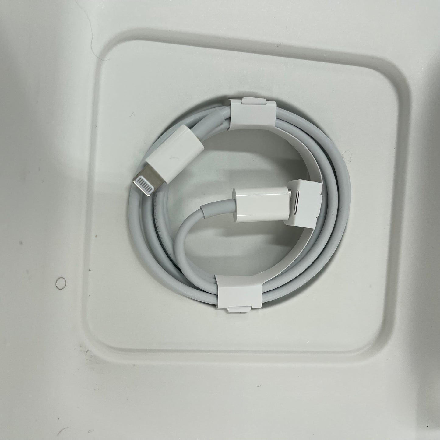 Apple AirPods Max Wireless Over-Ear Headphones Blue MWW63AM/A