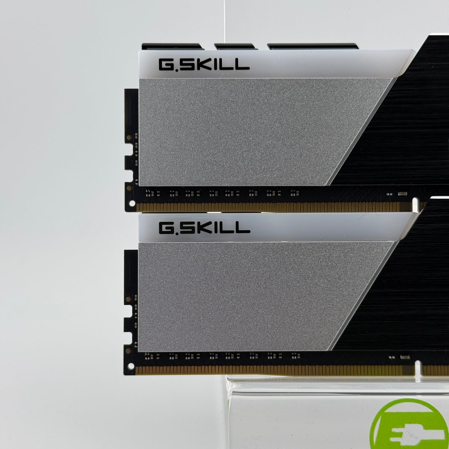 G.Skill Trident Z Neo Intel XMP 32GB (2x16GB) DDR4 4000MHz F4-4000C18D-32GTZN