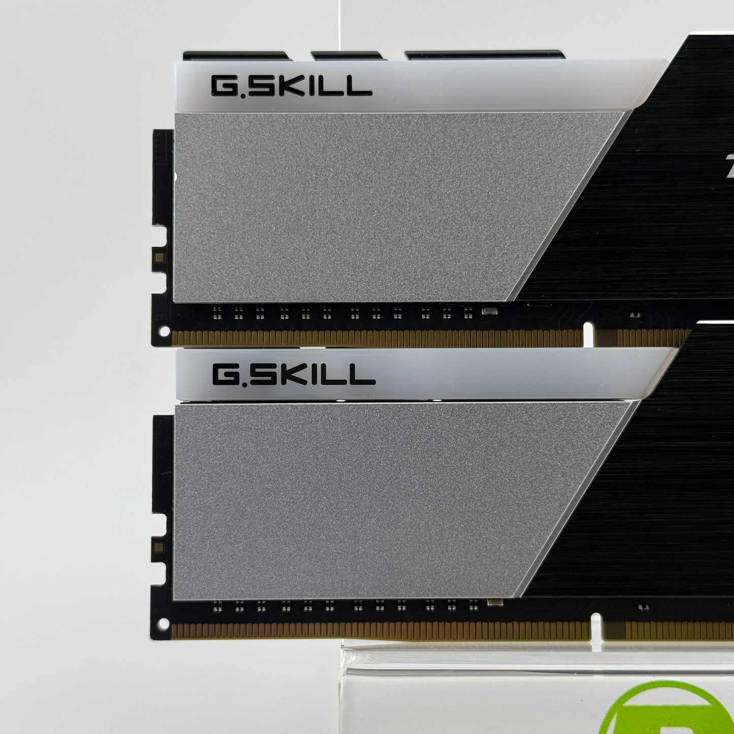 G.Skill Trident Z Neo Intel XMP 32GB (2x16GB) DDR4 4000MHz F4-4000C18D-32GTZN