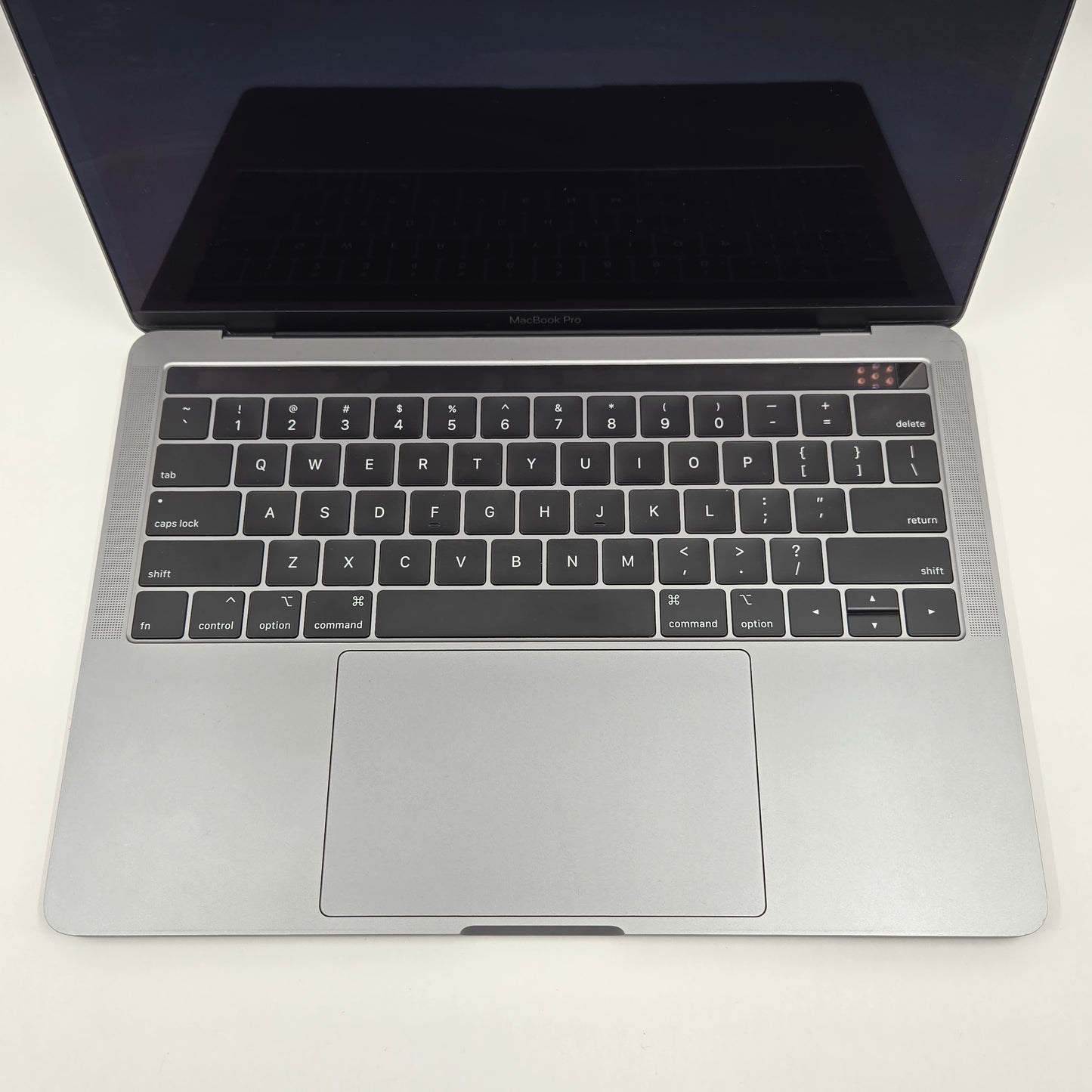 2018 Apple MacBook Pro 13.3" i5 2.3GHz 8GB RAM 256GB SSD Space Gray A1989